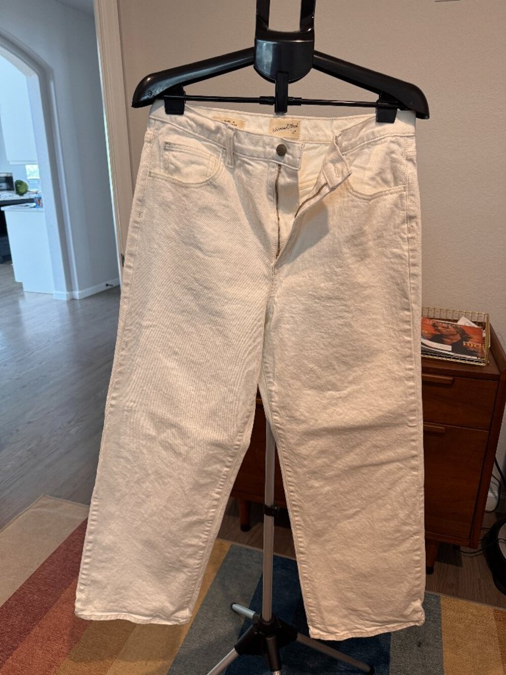 Universal Thread White High Rise Wide Leg Cropped Jeans Size 12R 12 Regular NWOT
